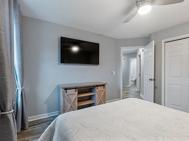 321 Jase Ct — Photo 24