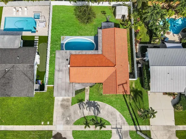 28 SW 9th Ave, Boca Raton, FL 33486