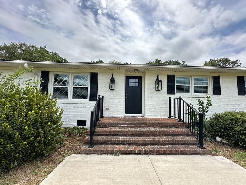1st image of 12416 Oakhaven Dr