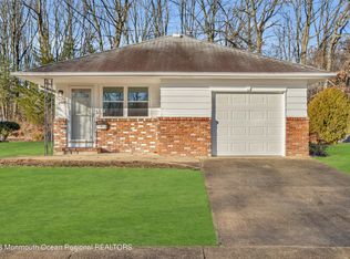 2020 Mount Hope Ln, Toms River, NJ 08753