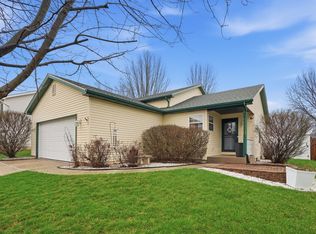502 Killarney Ln, Valparaiso, IN