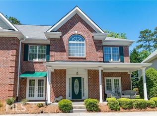 2075 Pine Tree Dr, Buford, GA 30518