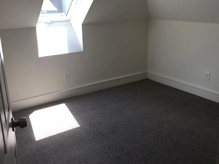 Upstairs BR #1