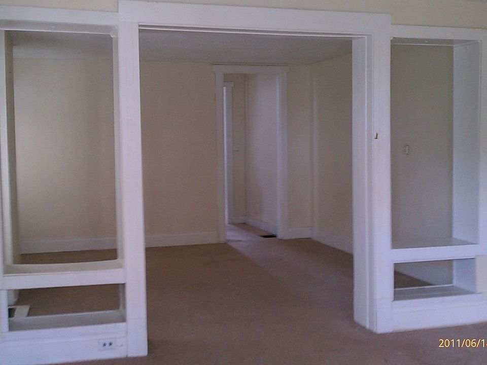 2nd image of 387-389 N Garfield Ave