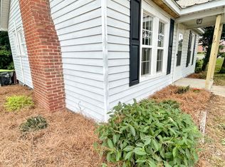 7371 S State Highway 150, Lexington, NC 27295