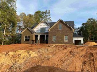 450 Twin Springs Dr, Spartanburg, SC 29301