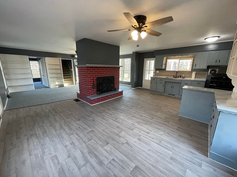 177 W Main St, Breedsville, MI 49027 Zillow