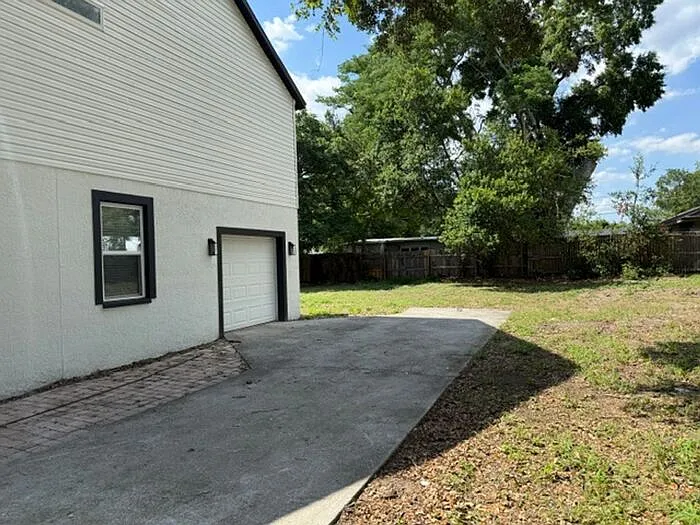 1811 Baxter Ave — Photo 16