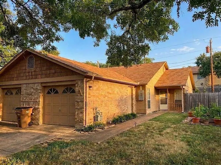 4506 Brown Bark Pl #A — Photo 3