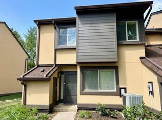 4424 Sayre Dr, Princeton, NJ 08540