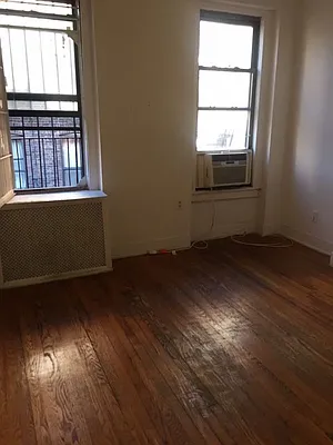 Rented by Urban Real Estate Property Group Inc | media 21