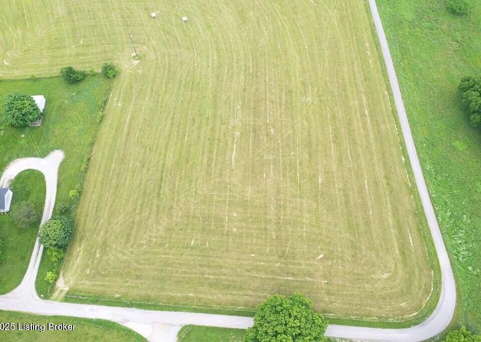 2nd image of 7 Goatley Ln