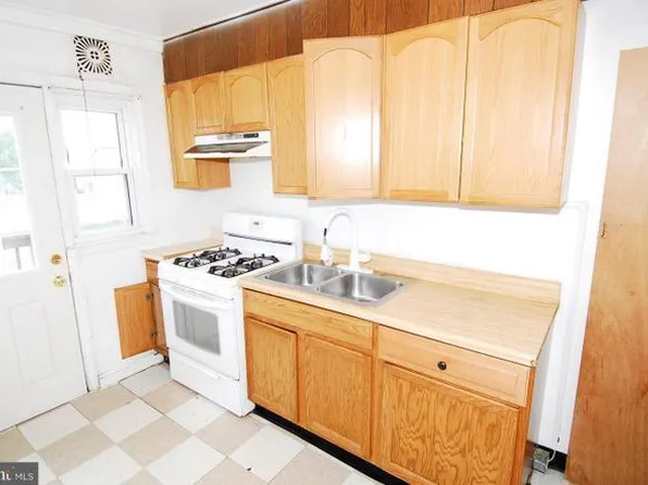 233 Orville Rd, Essex, MD 21221