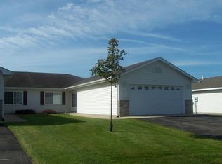 157 Cedar Cove Ln NW, Owatonna, MN 55060