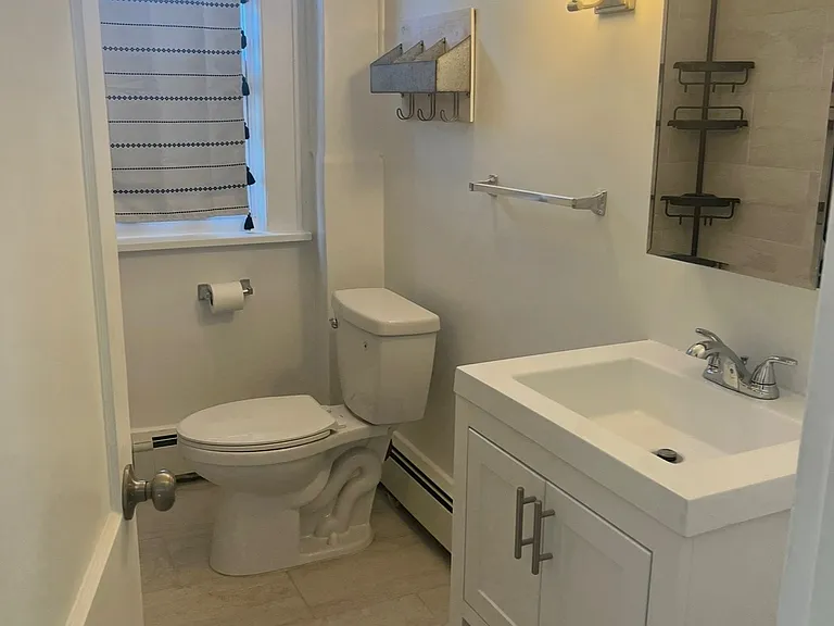 19 Maple Ave N #2 — Photo 13