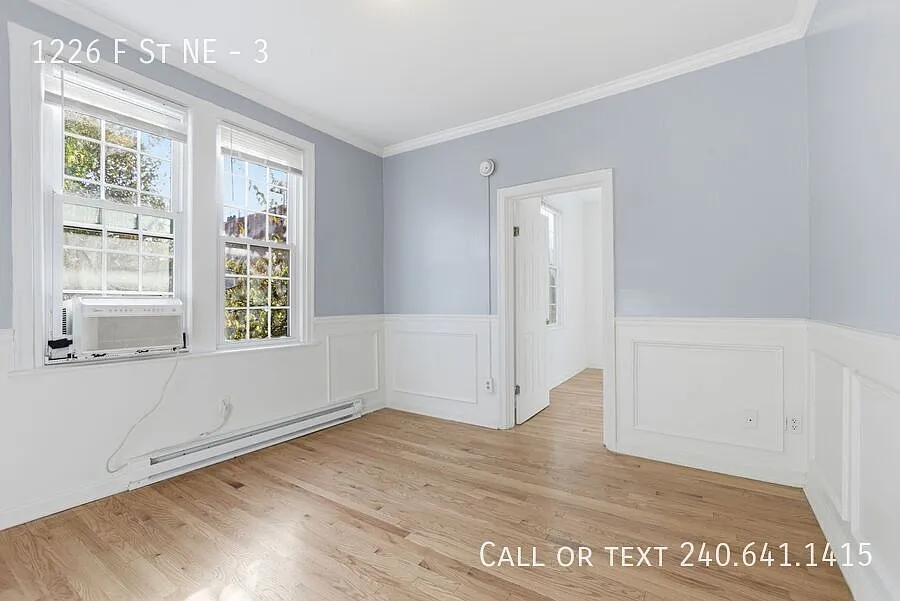 Building Photo - 1226 F St NE #3