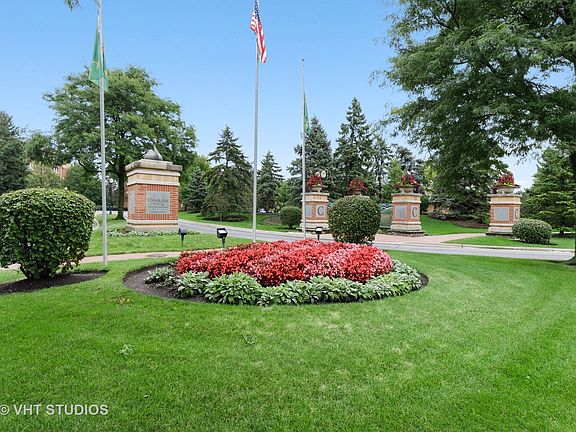 2nd image of 720 Creekside Dr Unit 504B
