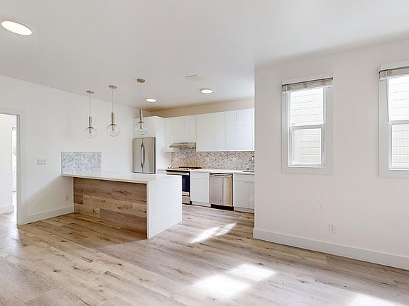 4th image of 2835 Van Ness Ave APT 9