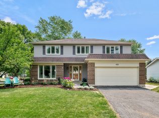 830 Bakewell Ln, Naperville, IL 60565