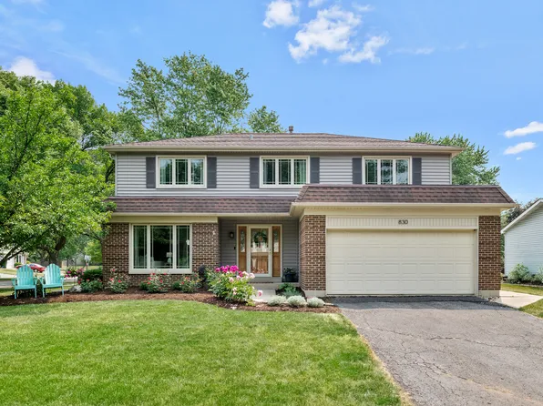 830 Bakewell Ln, Naperville, IL 60565