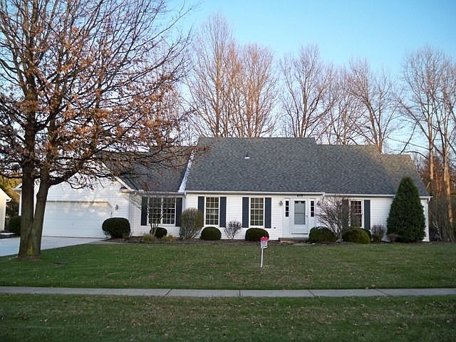 1st image of 419 Mulberry Ln