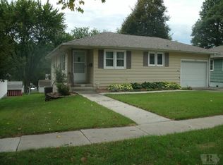 1412 Forest Ave, Red Oak, IA 51566