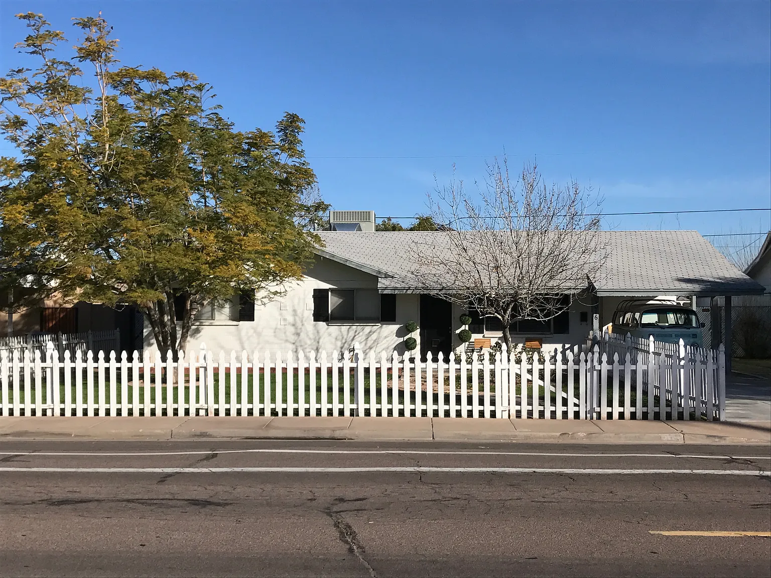 3 bed, 1190 sqft, $2,200 — Photo 3