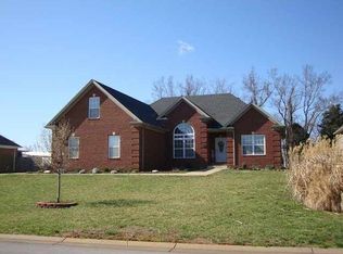 528 Willow Oak Dr, Bowling Green, KY 42103