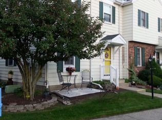 1108 Apple Tree Dr, Erie, PA