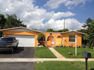 9367 NW 24th Pl, Pembroke Pines, FL 33024