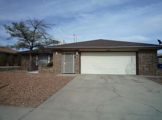 11236 Ivanhoe Dr, El Paso, TX 79936