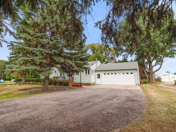 2320 Highway 20, Devils Lake, ND 58301