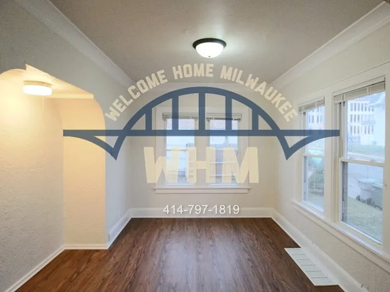 221 W Ring St — Photo 5