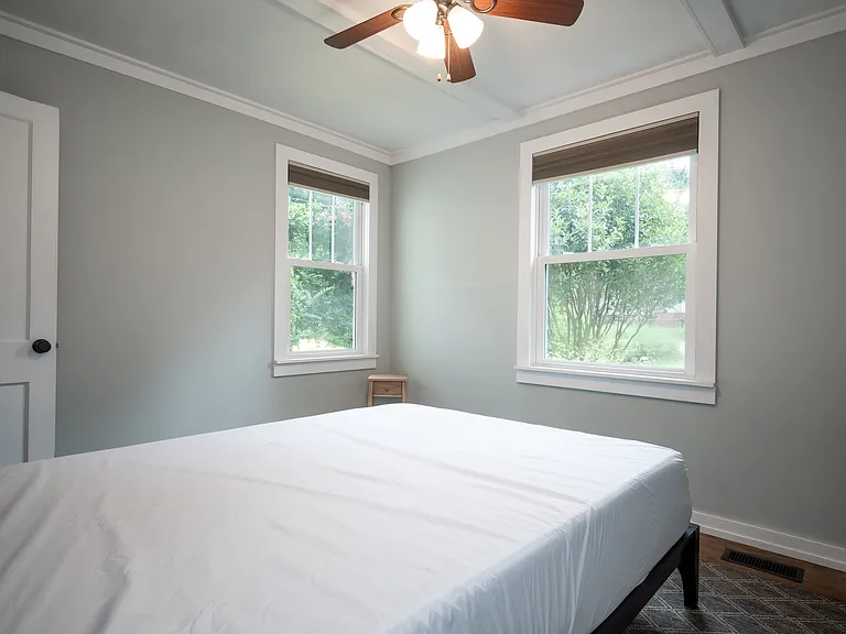 420 Clover St — Photo 29