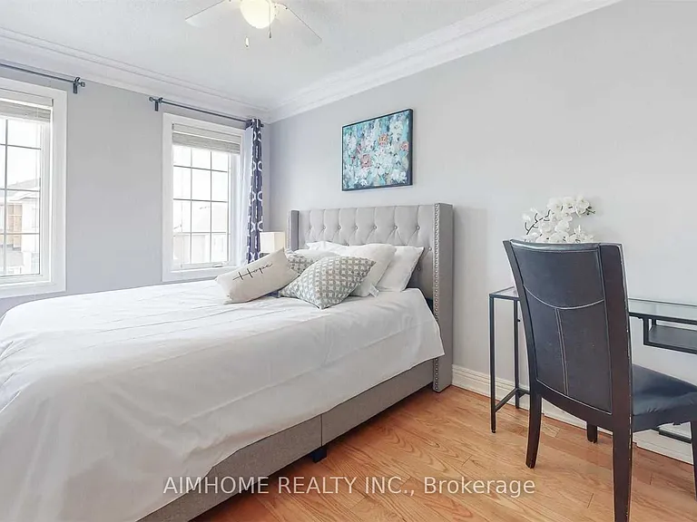 10 Portsmouth Rd #UPPER — Photo 15
