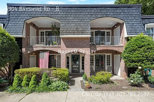 5904 Bayshire Rd #B Photo 1 5904 Bayshire Rd #B Photo 1