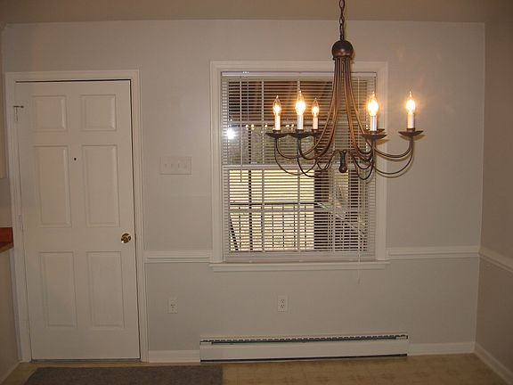 5th image of 1420 Lily Valley Farm Ln