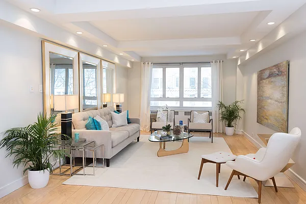 Rented by Compass | media 14