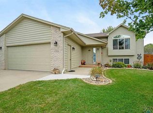 6504 W 56th St, Sioux Falls, SD 57106