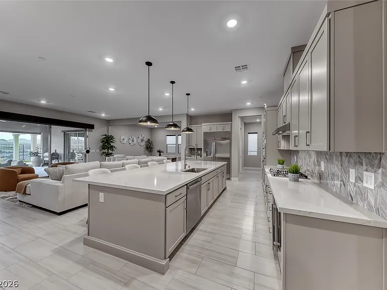 375 Portus Delphini Ct — Photo 14