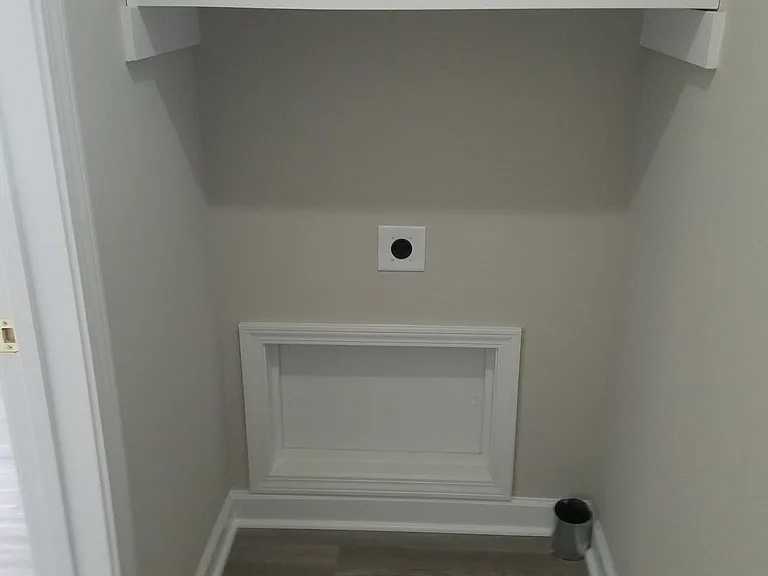 661 Crawford Rd — Photo 22