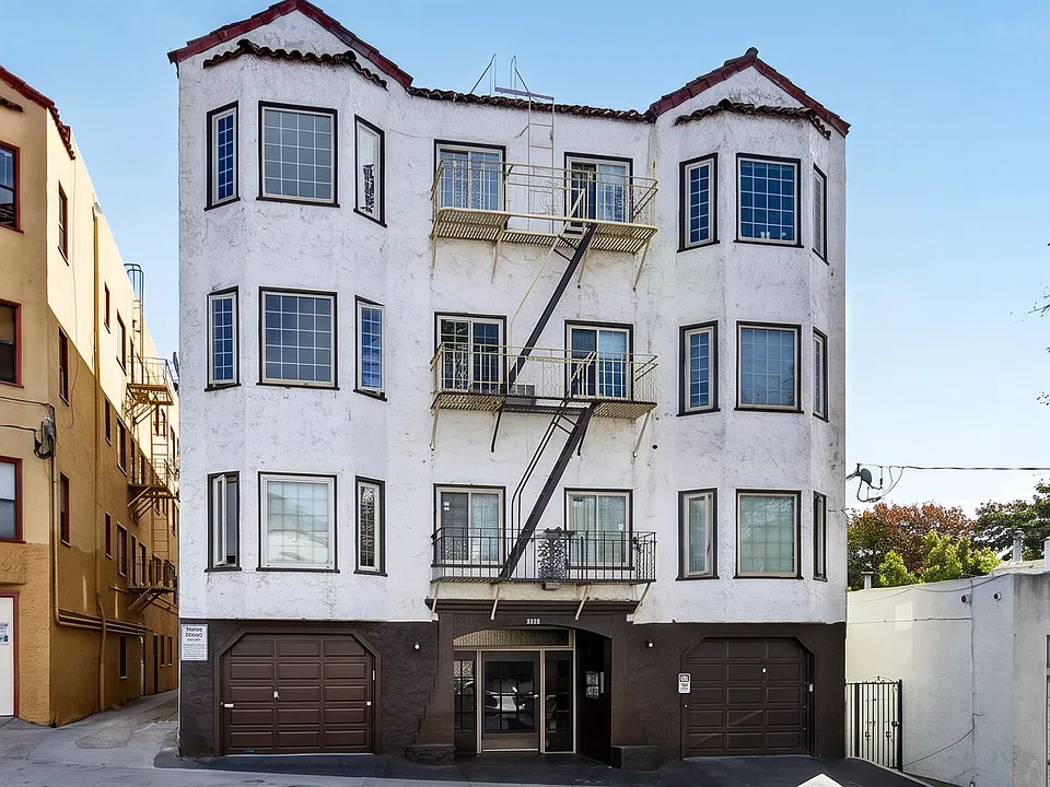2416 8th Ave