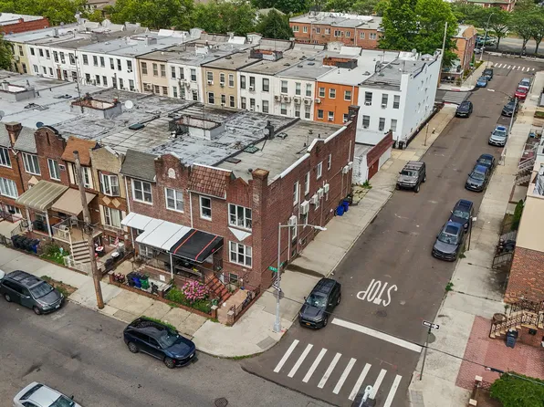 2391 East 4th Street HOUSE image 17 of 17