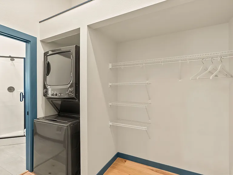 960 NE Norton Ave #2 — Photo 9