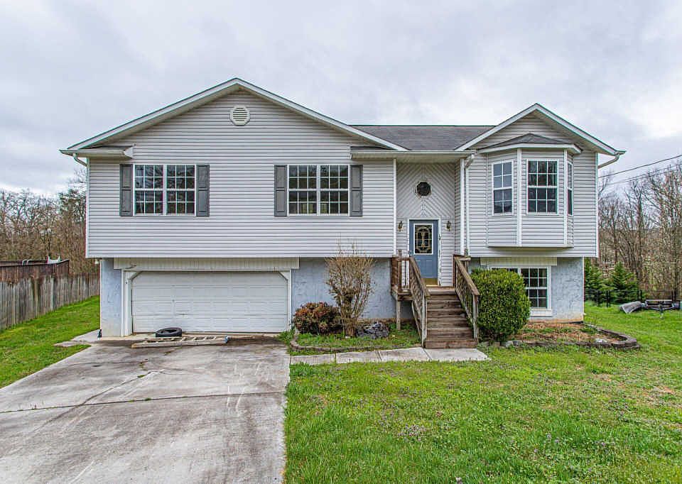 1st image of 7105 Lyle Bend Ln