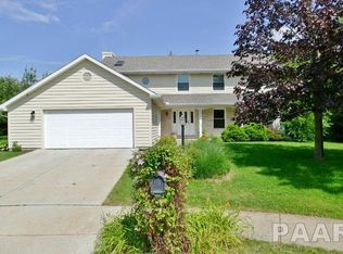 5002 W Ancient Oak Dr, Peoria, IL 61615
