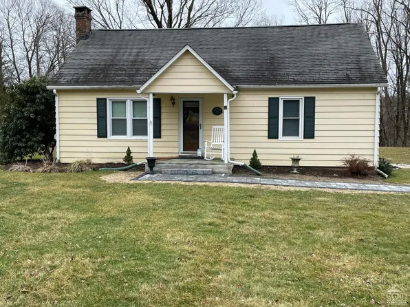 18 Highland Street, Millerton, NY 12546