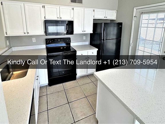 4th image of 2202 W Beaubien Dr