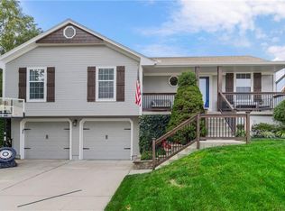 1108 NE Hunters Rd, Blue Springs, MO 64014