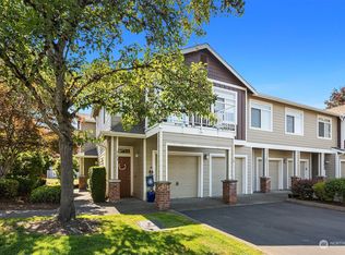 525 241st Ln SE #W1, Sammamish, WA 98074
